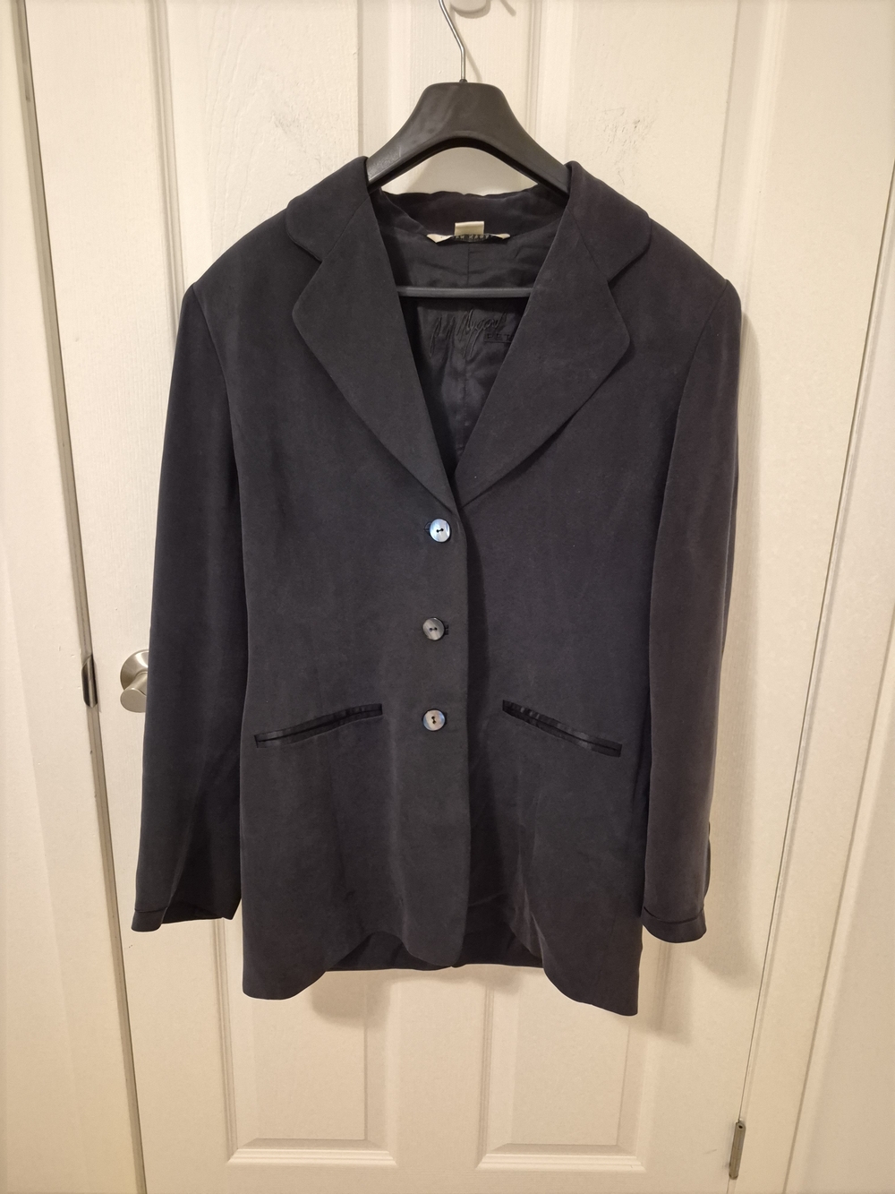 Classic Women's Black Blazer Pants Set 100% Silk